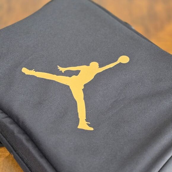 Nike Air Jordan Black Gold Shoe Bag Soft Case Jumpman Zipper Closure Brand New - Picture 4 of 10